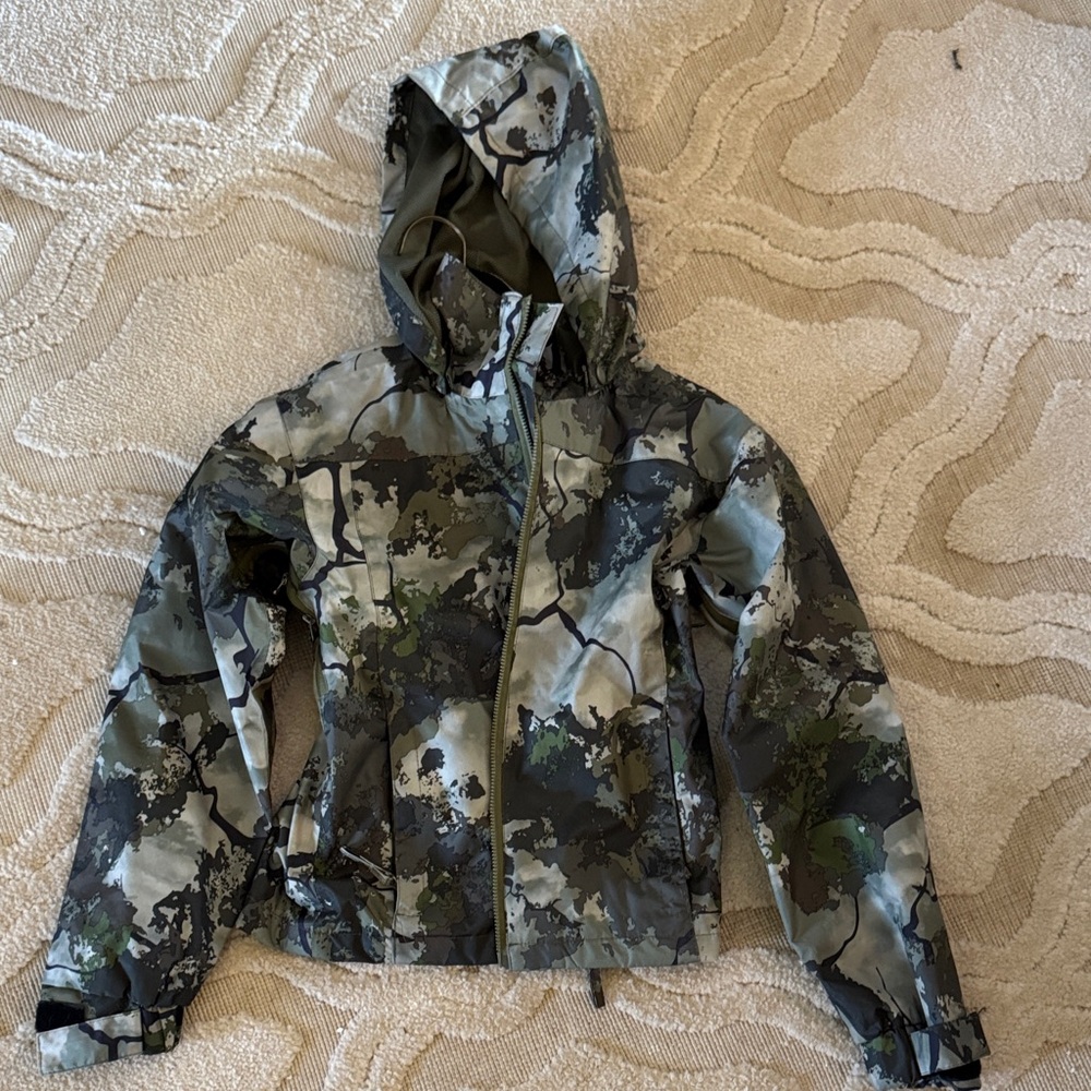 Kids Kings Shadow Camouflage Hooded Rain Jacket Sz M